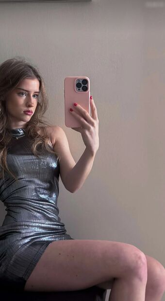 10095 Голые слитые фото OnlyFans 1