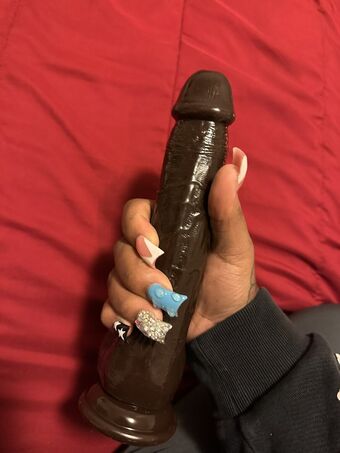 1charnaa Голые слитые фото OnlyFans 2