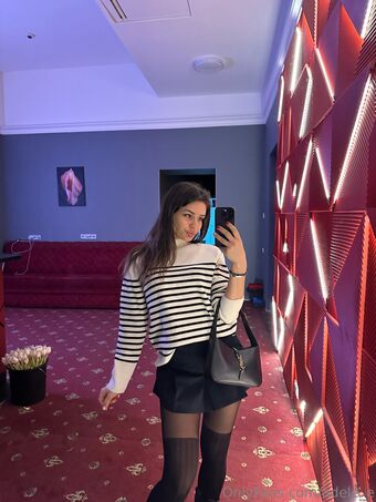 adele_e Голые слитые фото OnlyFans 8