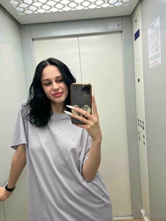 adelebee Голые слитые фото OnlyFans 39