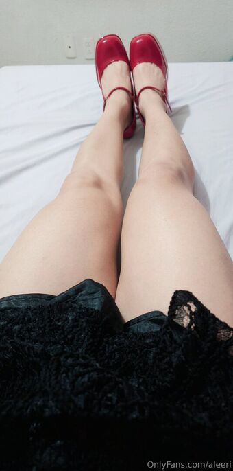 aleeri Голые слитые фото OnlyFans 19