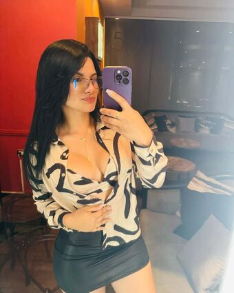 alemele21 Голые слитые фото OnlyFans 2