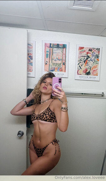 alex.loveee