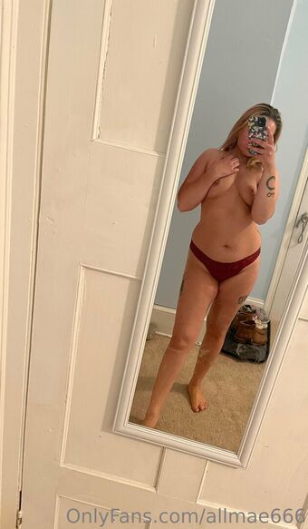 allmae666 Голые слитые фото OnlyFans 16