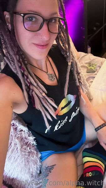 alpha.witch Голые слитые фото OnlyFans 10