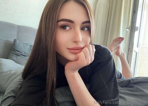 Alya Голые слитые фото OnlyFans 7
