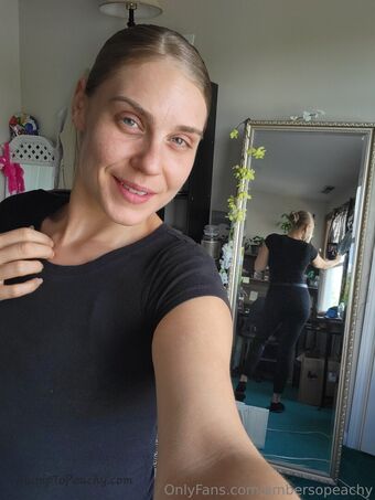 ambersopeachy Голые слитые фото OnlyFans 3