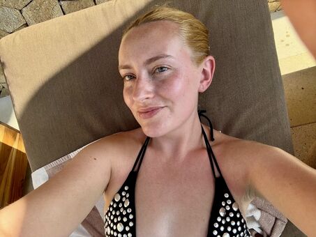 Amelia Dimoldenberg Голые слитые фото OnlyFans 300