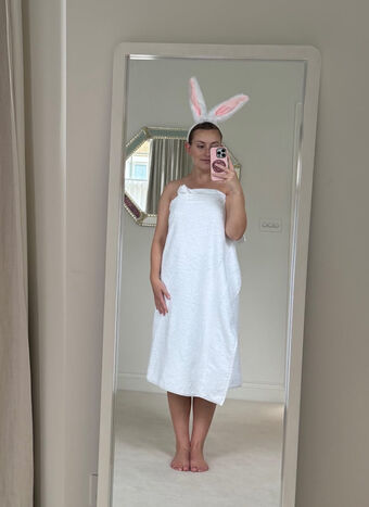 Amelia Dimoldenberg Голые слитые фото OnlyFans 302