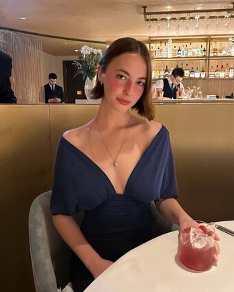 Amelie Manzoli Голые слитые фото OnlyFans 272