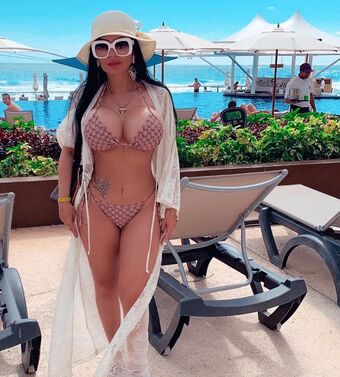 Ana Paulo Oliveira Influencer Milf