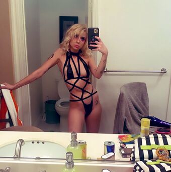 Andiecase Голые слитые фото OnlyFans 3