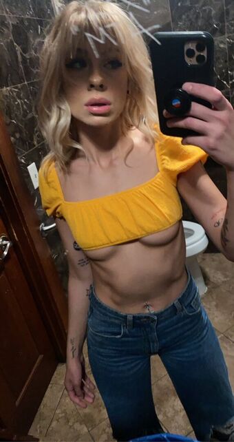 Andiecase Голые слитые фото OnlyFans 7