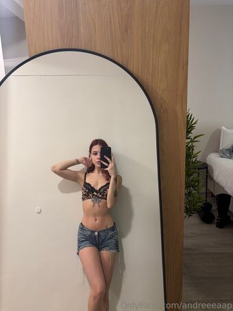 andreeeaap Голые слитые фото OnlyFans 23