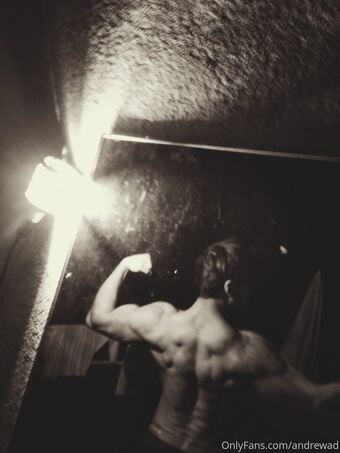 andrewad Голые слитые фото OnlyFans 11