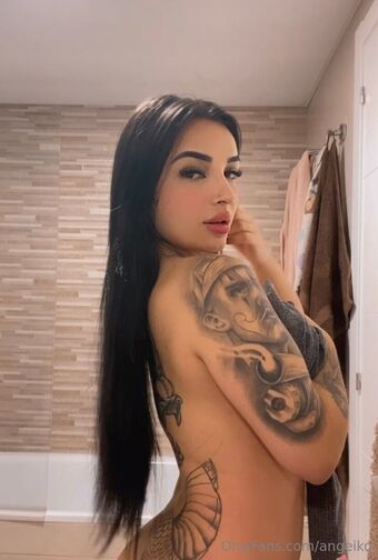 angeiko Голые слитые фото OnlyFans 2
