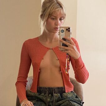 Angèle Голые слитые фото OnlyFans 20