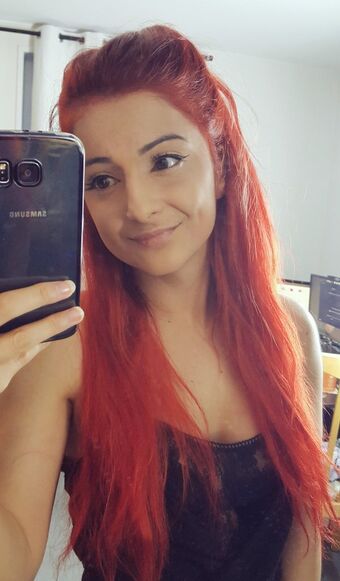 AnnieFuchsia