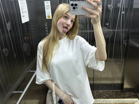 annybun Голые слитые фото OnlyFans 10