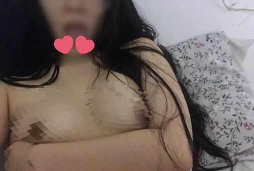 April-Rae Голые слитые фото OnlyFans 11