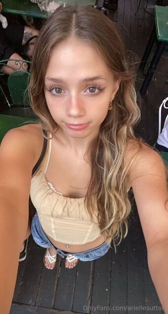 ariellesutton Голые слитые фото OnlyFans 13