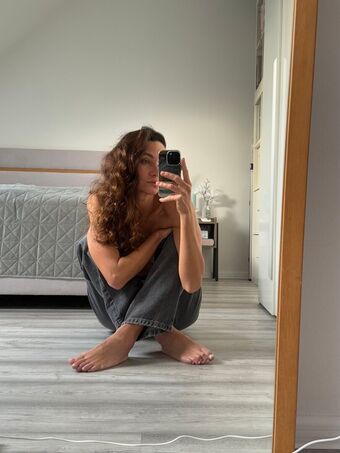 arijarros Голые слитые фото OnlyFans 13