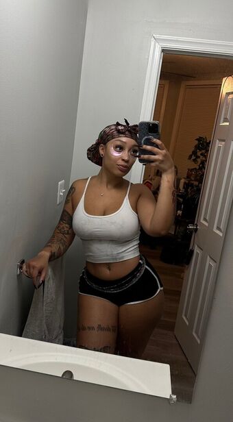 artless_space Голые слитые фото OnlyFans 3