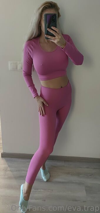 asstini Голые слитые фото OnlyFans 12
