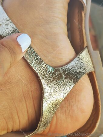 atomictoez_vip Голые слитые фото OnlyFans 38