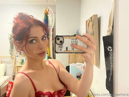 Aurawhora Голые слитые фото OnlyFans 5