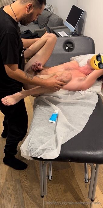 aussiegloryhole Голые слитые фото OnlyFans 21