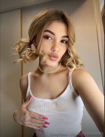 avalv Голые слитые фото OnlyFans 20