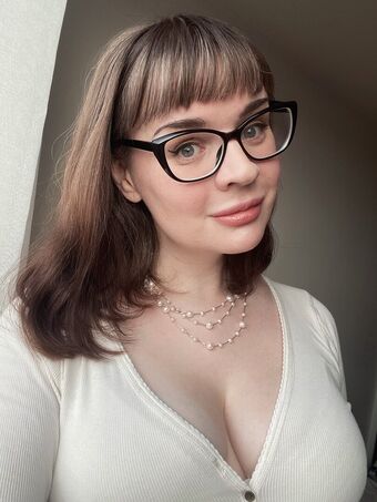 Avery Edison Голые слитые фото OnlyFans 7