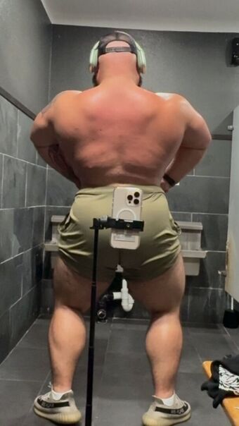 avidshock Голые слитые фото OnlyFans 8