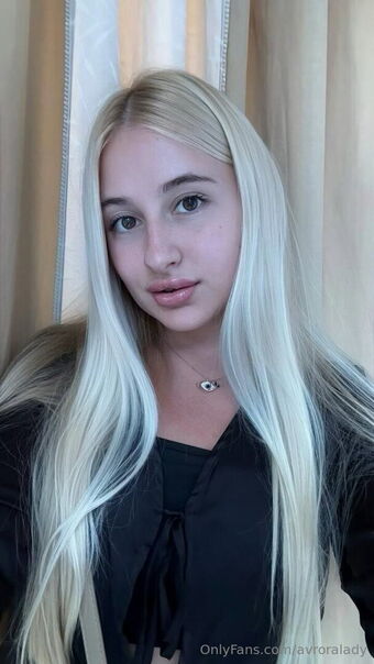 avroralady Голые слитые фото OnlyFans 33