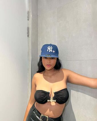 Ayanda Pambo Голые слитые фото OnlyFans 10