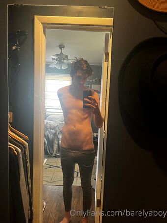 barelyaboy Голые слитые фото OnlyFans 1