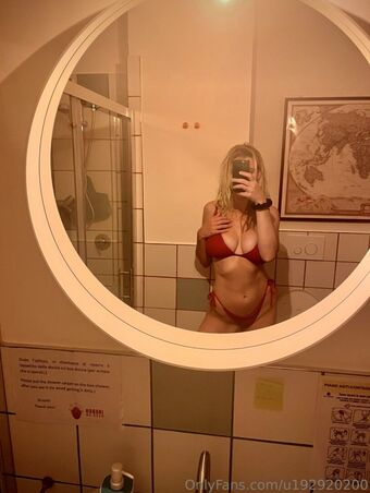 Beatrix Голые слитые фото OnlyFans 8