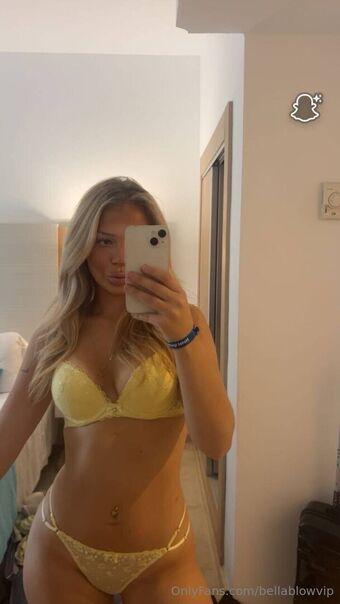 Bellablows Голые слитые фото OnlyFans 9