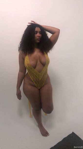 BeniniB Голые слитые фото OnlyFans 1