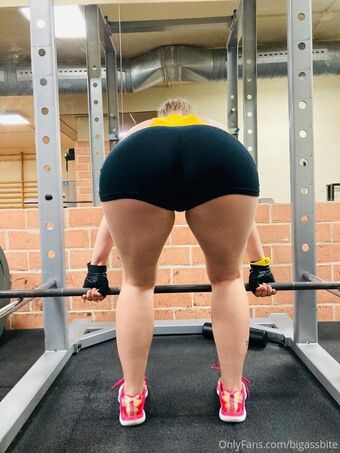 bigassbite Голые слитые фото OnlyFans 6