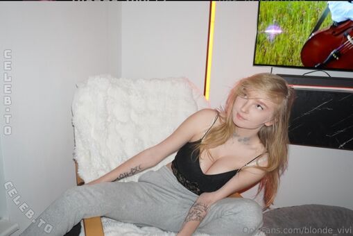 blonde_vivi Голые слитые фото OnlyFans 206