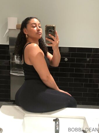 Bobbi_dean