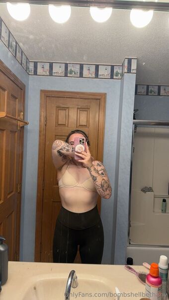 bombshellbethany Голые слитые фото OnlyFans 15