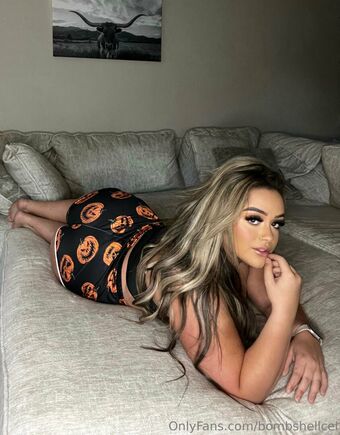 bombshellcel Голые слитые фото OnlyFans 23