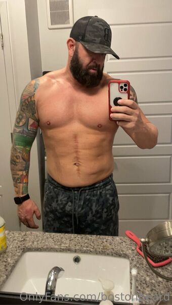 bostonbeard Голые слитые фото OnlyFans 4