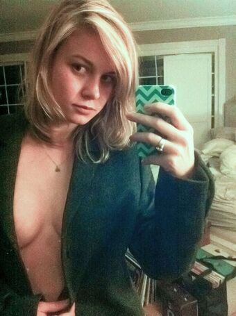 Bri Larson Голые слитые фото OnlyFans 19