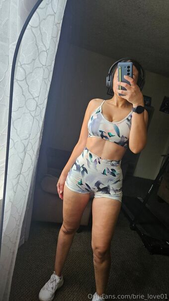 brie_love01 Голые слитые фото OnlyFans 24