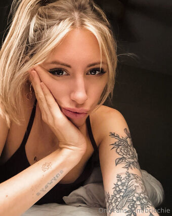 briechie Голые слитые фото OnlyFans 1