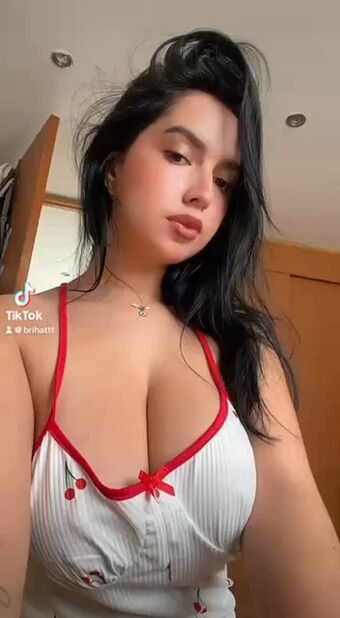 Brihattt Голые слитые фото OnlyFans 1